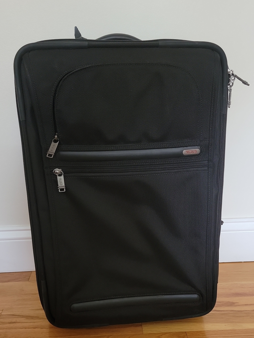 TUMI Black Softsided  2-Wheeled / Expandable Carry-On Suitcase
